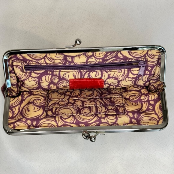 HOBO Leather Clutch/Wallet (burgundy) - Picture 6 of 7